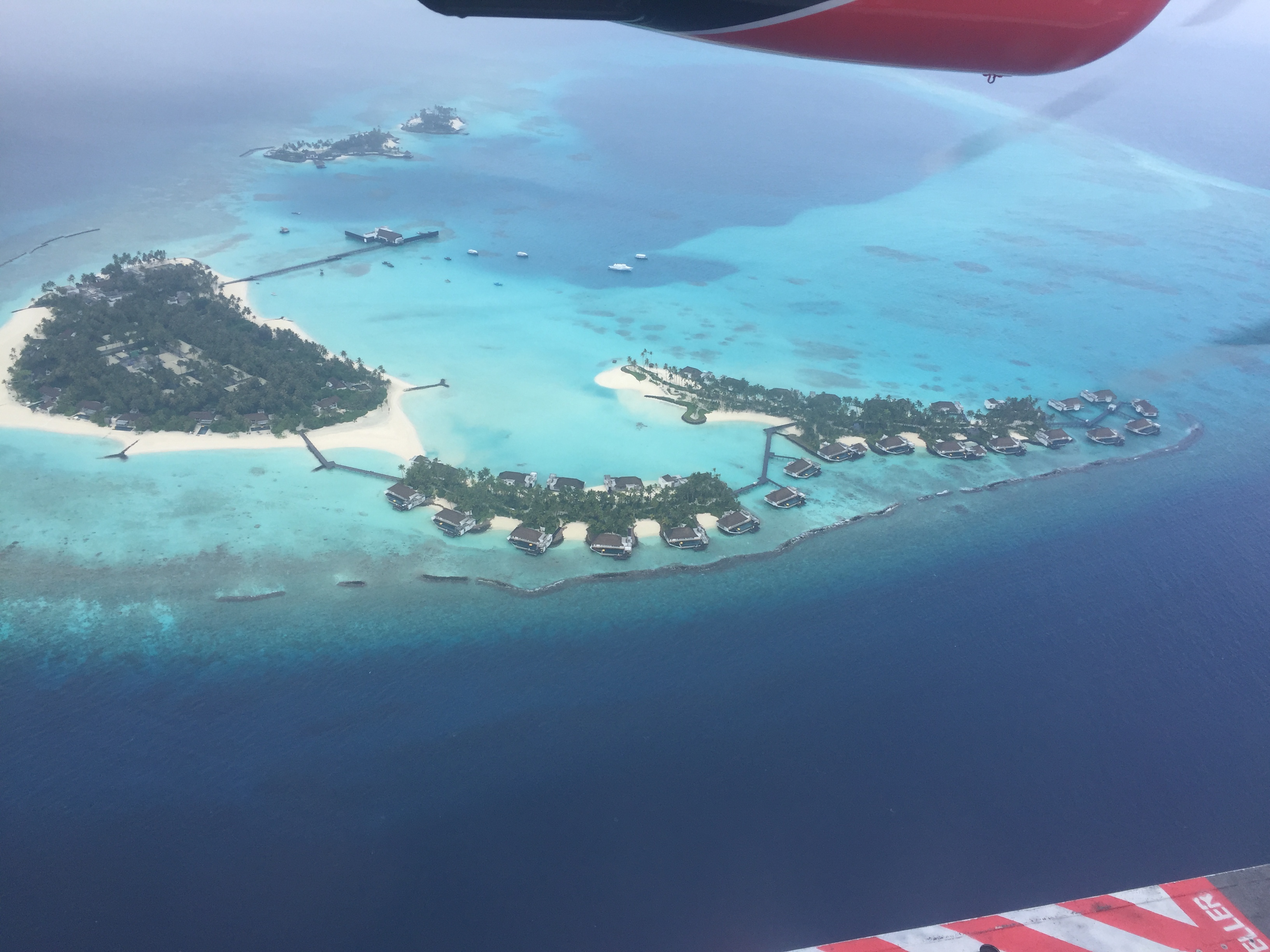 /img/maldives.jpg
